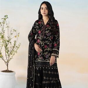 Maria B 3 piece embroidered Pakistani Indian suit NWT